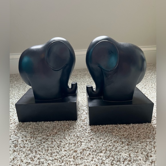 Elephant Book Ends - Picture 3 of 11
